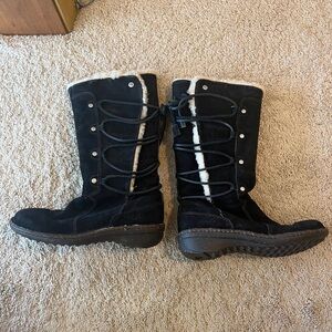 UGG Australia Surfcat Black Suede Boots